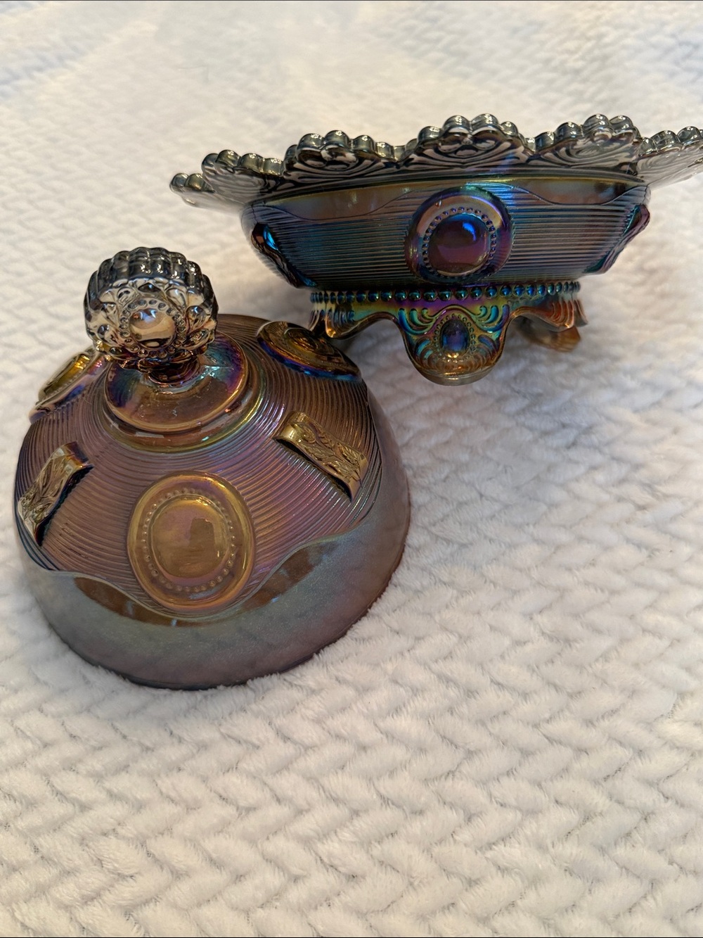 Vintage Art Deco Imperial Iridescent Carnival Glass Lidded Dish - Picture 3 of 7